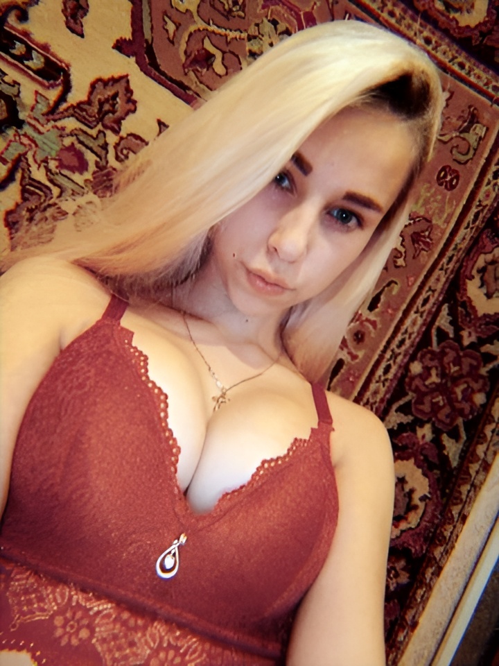 Адель привлекальеная девушка из Ярцево цена от 2500 руб