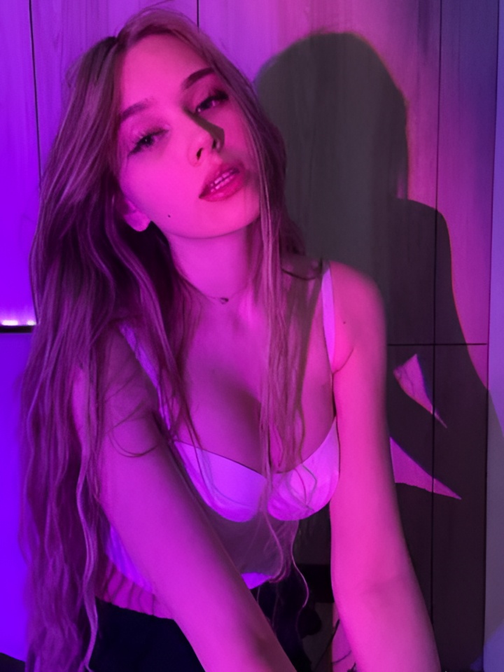 Индивидуалка Амалия, доступна для личного знакомства от 2000 руб