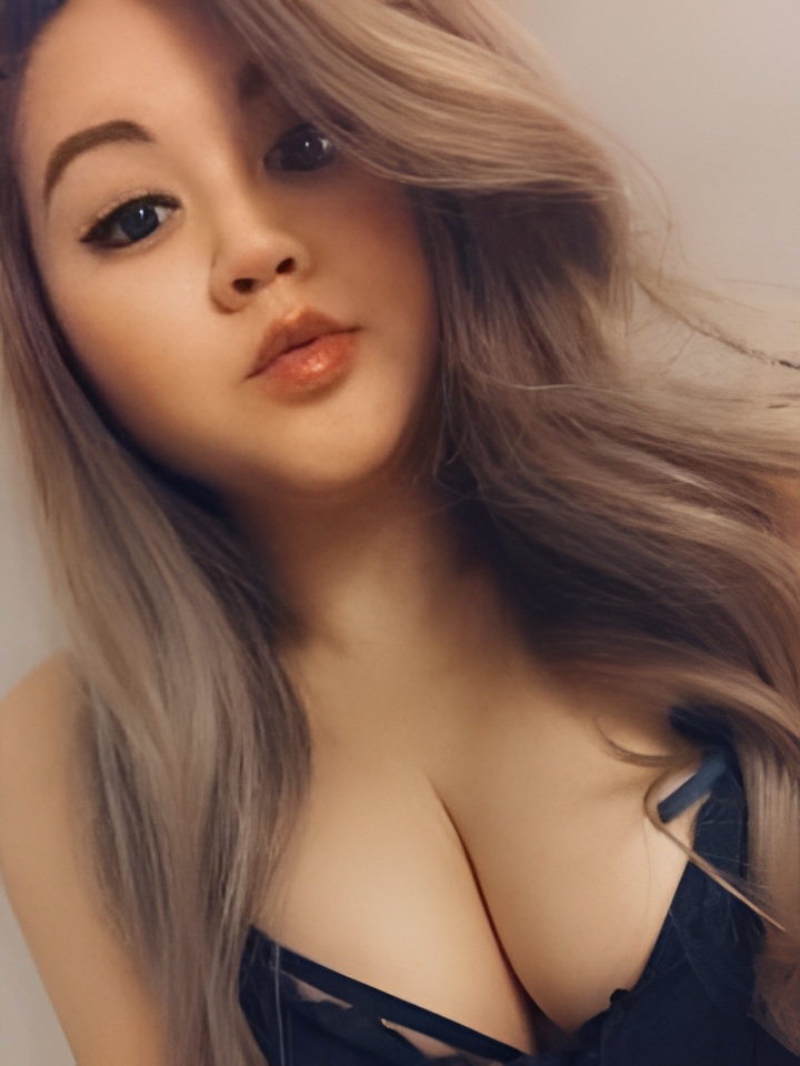 Сесилия привлекальеная девушка из Ярцево цена от 2000 руб