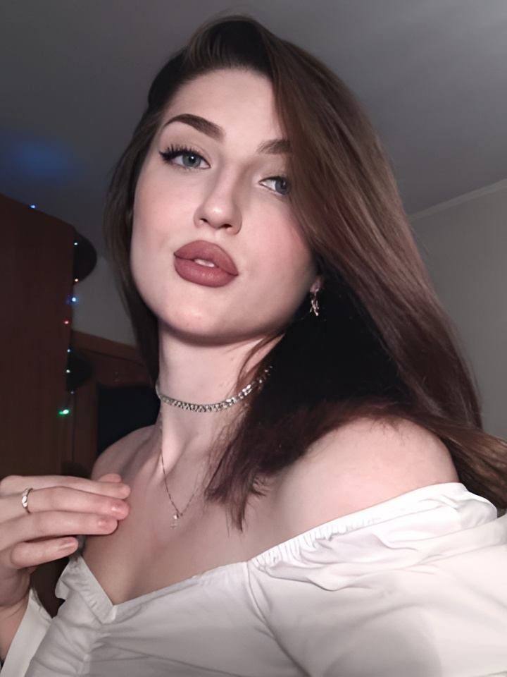 Индивидуалка Азалия, доступна для личного знакомства от 10000 руб