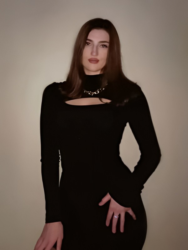 Азалия привлекательная девушка из Ярцево цена от 10000 руб