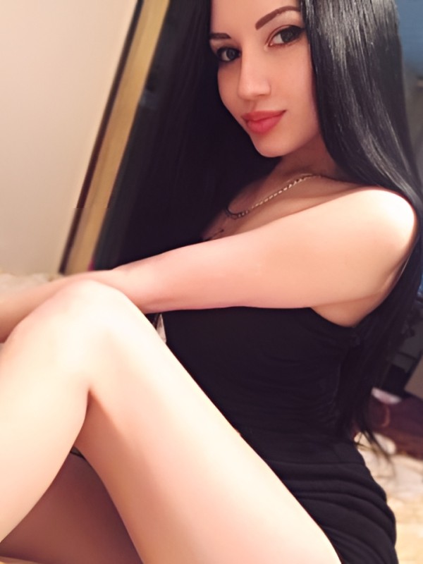 Елена привлекательная девушка из Ярцево цена от 2000 руб