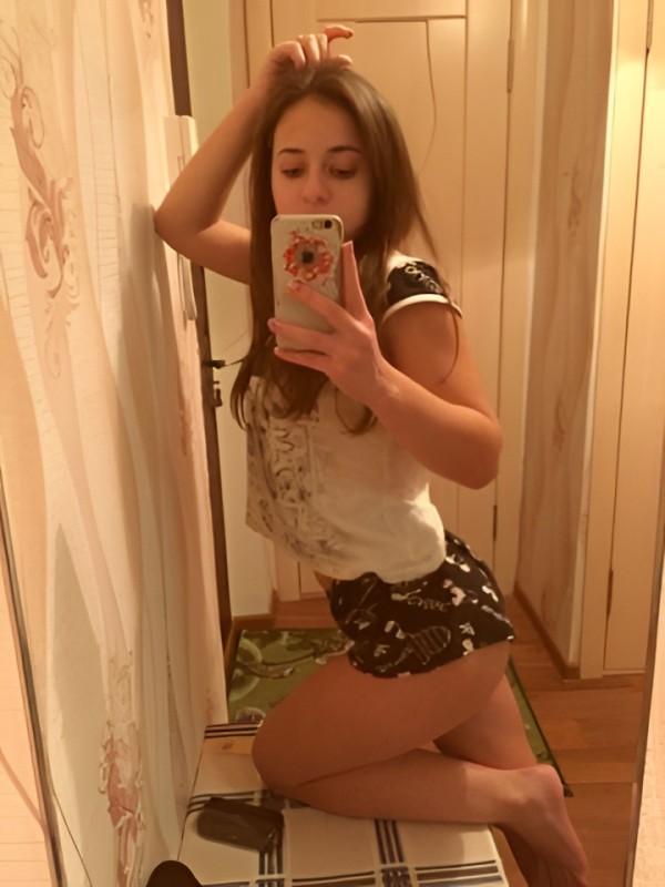 Гелена привлекательная девушка из Ярцево цена от 10000 руб